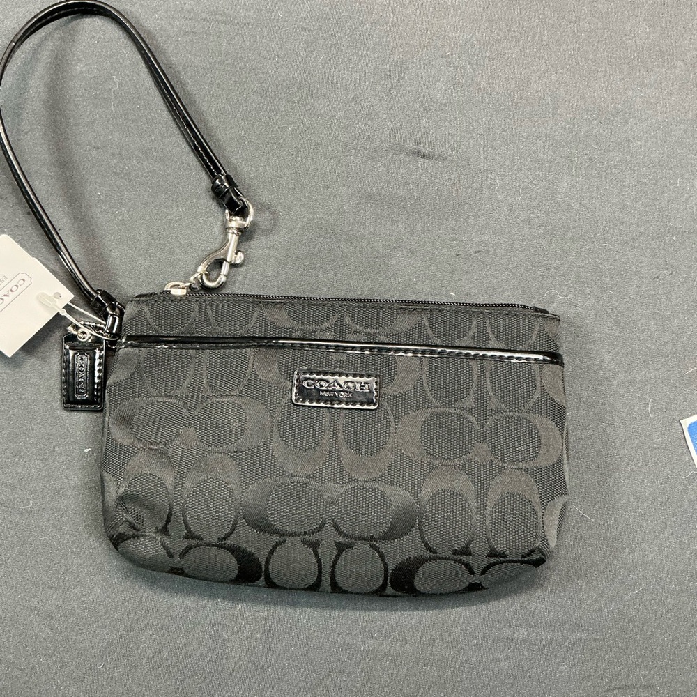Coach Signature Black Wristlet